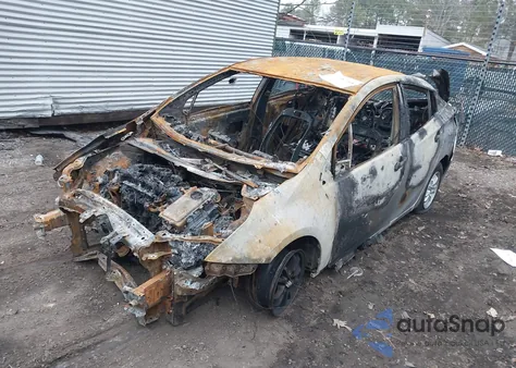 2022 Toyota Prius L z USA, uszkodzony, nr VIN JTDKAMFU1N3179114